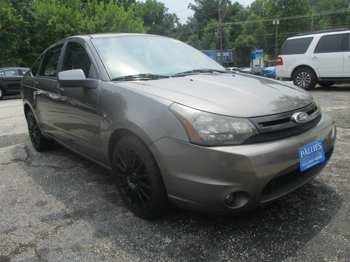 2011 GRAY Ford Focus SES Sedan (1FAHP3GN0BW) with an 2.0L L4 DOHC 16V engine, located at 540a Delsea Drive, Sewell, NJ, 08080, (987) 867-5309, 39.752560, -75.111206- Photo#8