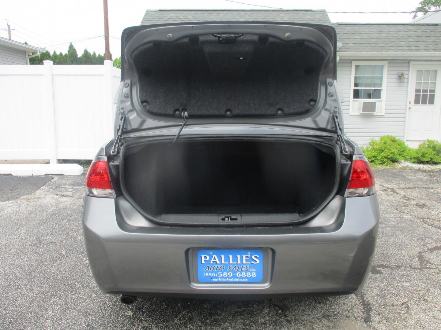 2011 GRAY Ford Focus SES Sedan (1FAHP3GN0BW) with an 2.0L L4 DOHC 16V engine, located at 540a Delsea Drive, Sewell, NJ, 08080, (987) 867-5309, 39.752560, -75.111206- Photo#24