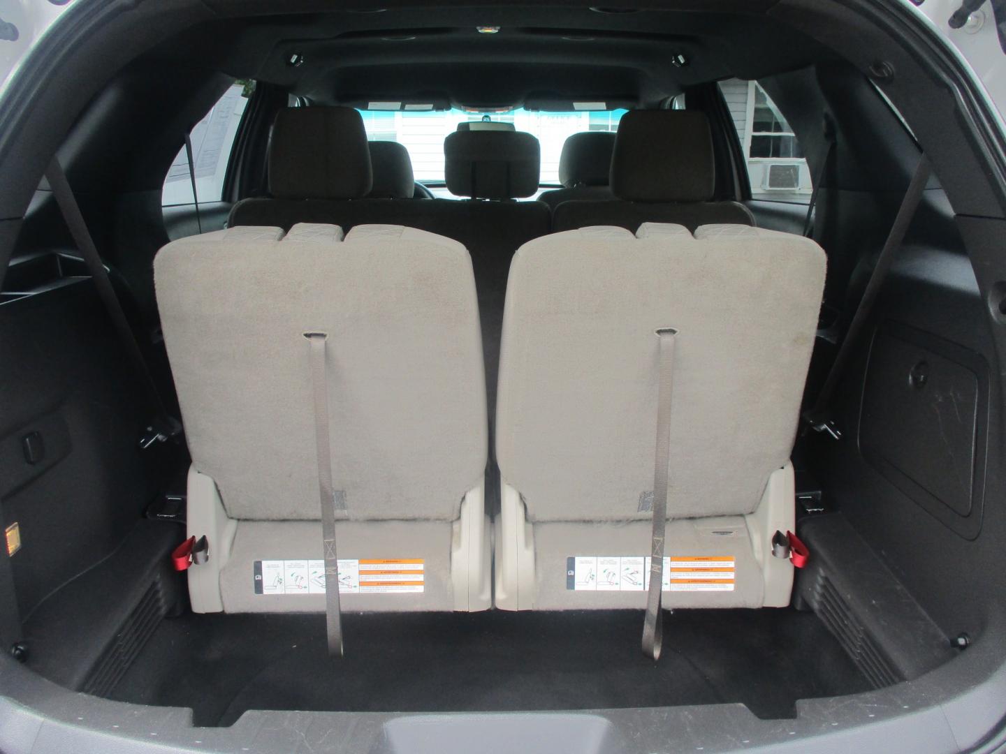 2015 SILVER Ford Explorer Base 4WD (1FM5K8B88FG) with an 3.5L V6 DOHC 24V engine, 6-Speed Automatic transmission, located at 540a Delsea Drive, Sewell, NJ, 08080, (987) 867-5309, 39.752560, -75.111206- Photo#24