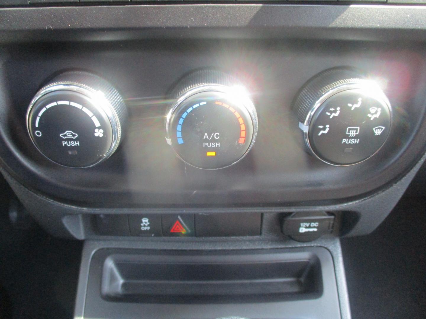 2014 RED Jeep Compass Sport 4WD (1C4NJDBB1ED) with an 2.4L L4 DOHC 16V engine, located at 540a Delsea Drive, Sewell, NJ, 08080, (987) 867-5309, 39.752560, -75.111206- Photo#19