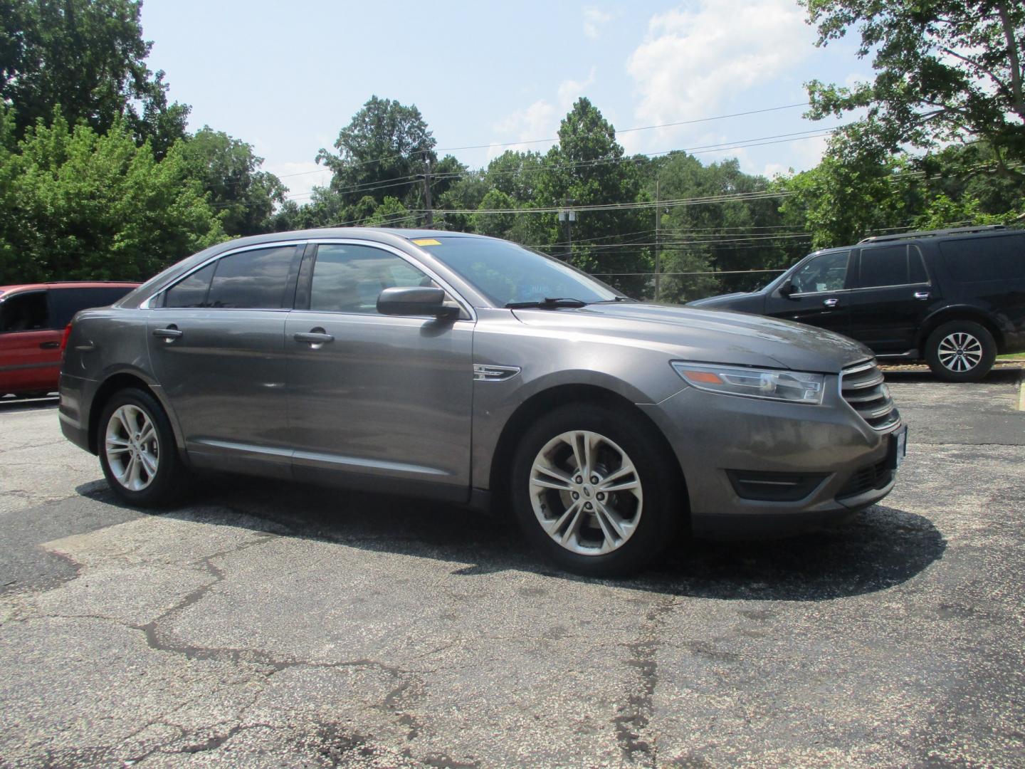 2013 GRAY Ford Taurus SEL FWD (1FAHP2E82DG) with an 3.5L V6 DOHC 24V engine, 6A transmission, located at 540a Delsea Drive, Sewell, NJ, 08080, (987) 867-5309, 39.752560, -75.111206- Photo#9