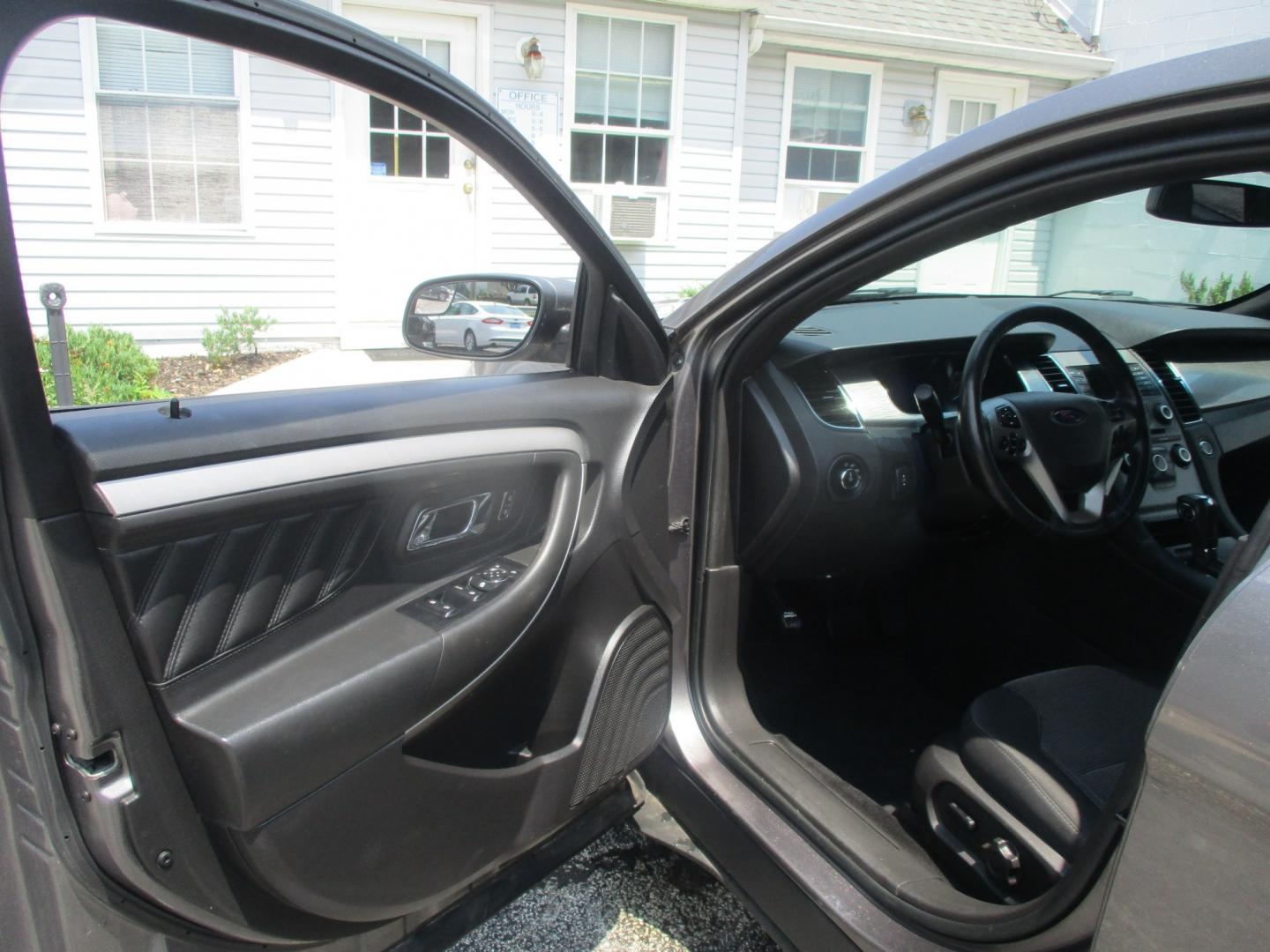 2013 GRAY Ford Taurus SEL FWD (1FAHP2E82DG) with an 3.5L V6 DOHC 24V engine, 6A transmission, located at 540a Delsea Drive, Sewell, NJ, 08080, (987) 867-5309, 39.752560, -75.111206- Photo#12