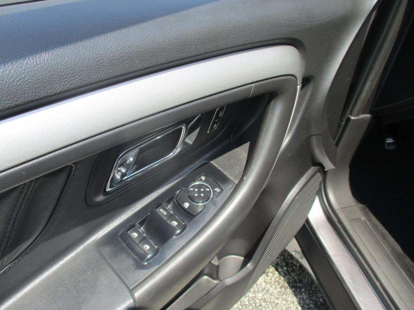 2013 GRAY Ford Taurus SEL FWD (1FAHP2E82DG) with an 3.5L V6 DOHC 24V engine, 6A transmission, located at 540a Delsea Drive, Sewell, NJ, 08080, (987) 867-5309, 39.752560, -75.111206- Photo#13