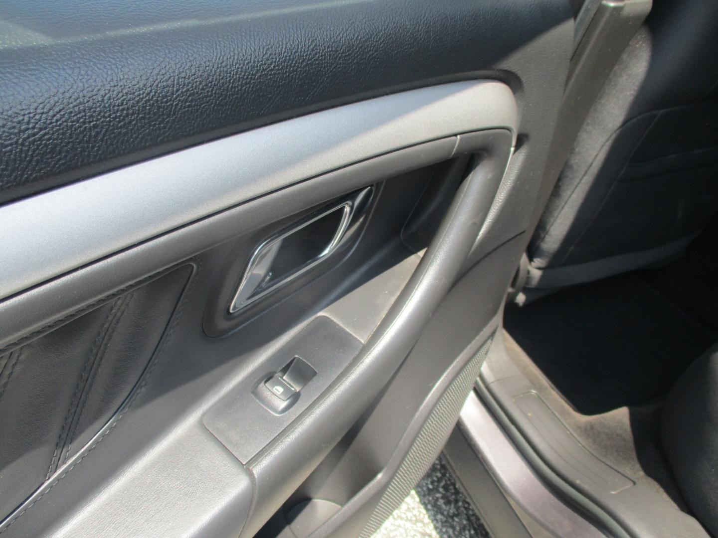 2013 GRAY Ford Taurus SEL FWD (1FAHP2E82DG) with an 3.5L V6 DOHC 24V engine, 6A transmission, located at 540a Delsea Drive, Sewell, NJ, 08080, (987) 867-5309, 39.752560, -75.111206- Photo#25