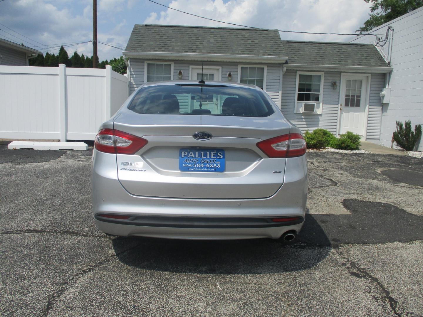 2015 SILVER Ford Fusion SE (3FA6P0H72FR) with an 2.5L L4 DOHC 16V engine, located at 540a Delsea Drive, Sewell, NJ, 08080, (987) 867-5309, 39.752560, -75.111206- Photo#6