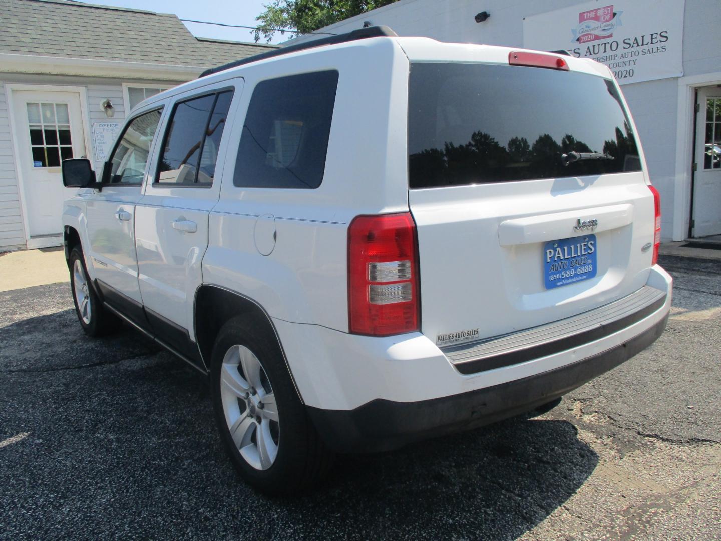 2016 WHITE Jeep Patriot Latitude 2WD (1C4NJPFB1GD) with an 2.4L L4 DOHC 16V engine, located at 540a Delsea Drive, Sewell, NJ, 08080, (987) 867-5309, 39.752560, -75.111206- Photo#2