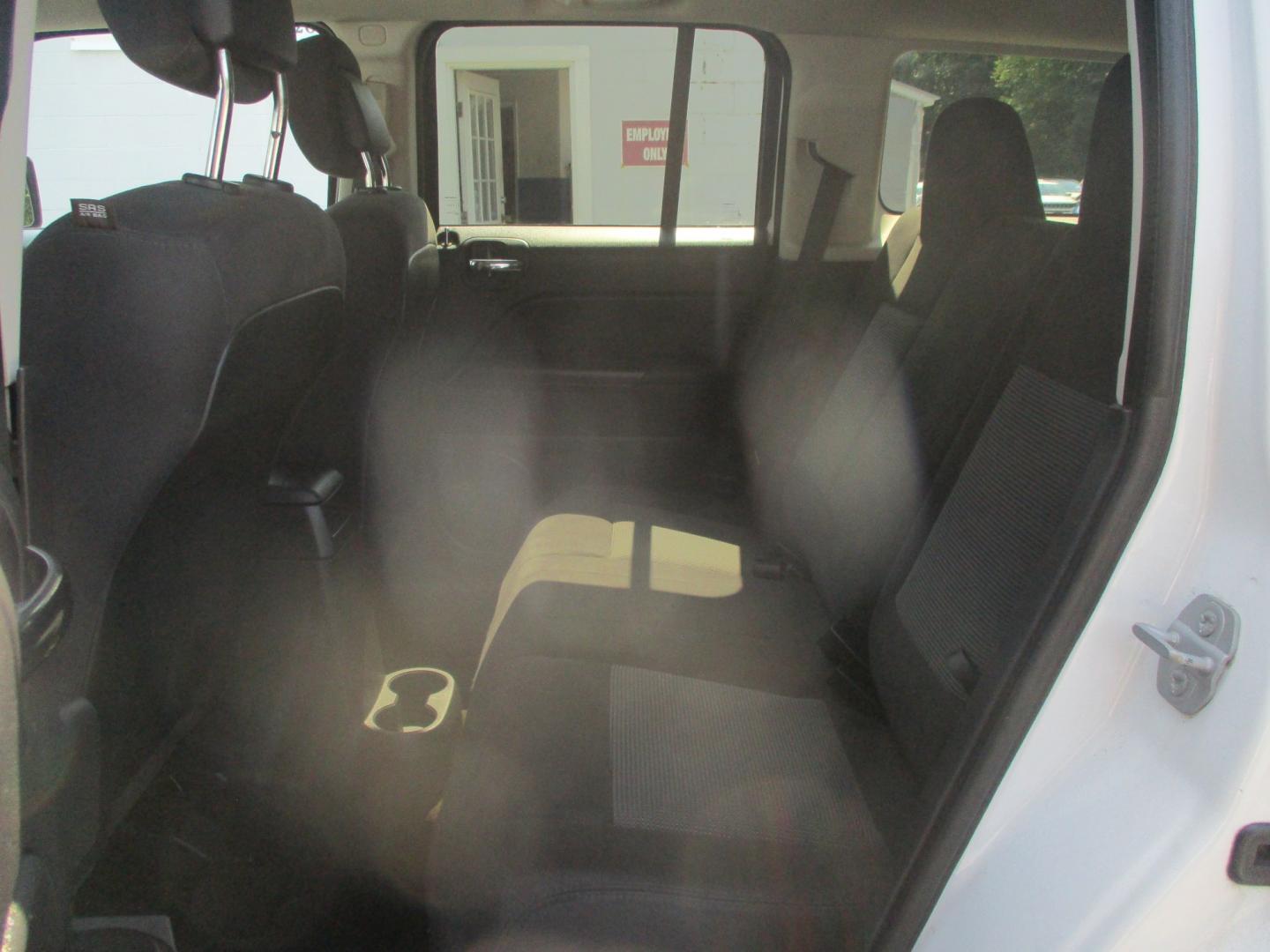 2016 WHITE Jeep Patriot Latitude 2WD (1C4NJPFB1GD) with an 2.4L L4 DOHC 16V engine, located at 540a Delsea Drive, Sewell, NJ, 08080, (987) 867-5309, 39.752560, -75.111206- Photo#15