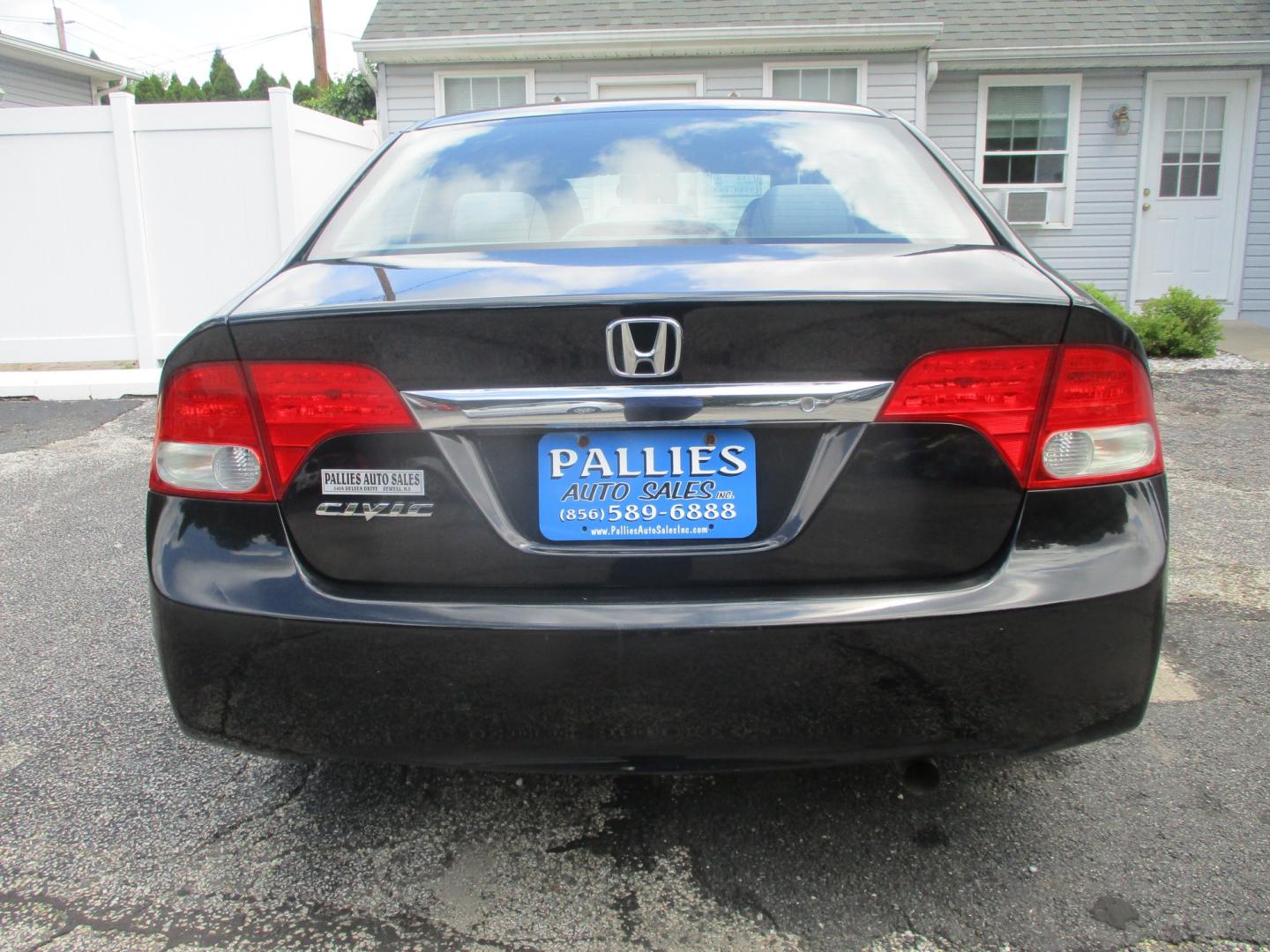 2011 BLACK Honda Civic LX Sedan 5-Speed AT (19XFA1F5XBE) with an 1.8L L4 SOHC 16V engine, 5A transmission, located at 540a Delsea Drive, Sewell, NJ, 08080, (987) 867-5309, 39.752560, -75.111206- Photo#3