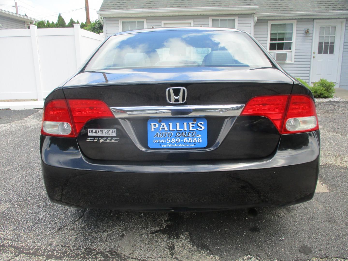 2011 BLACK Honda Civic LX Sedan 5-Speed AT (19XFA1F5XBE) with an 1.8L L4 SOHC 16V engine, 5A transmission, located at 540a Delsea Drive, Sewell, NJ, 08080, (987) 867-5309, 39.752560, -75.111206- Photo#3