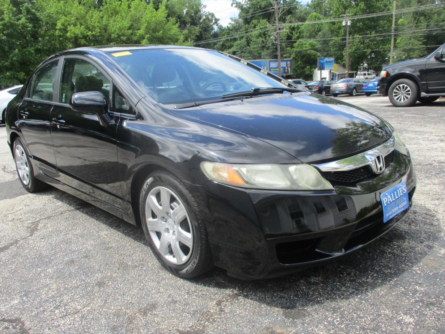 2011 BLACK Honda Civic LX Sedan 5-Speed AT (19XFA1F5XBE) with an 1.8L L4 SOHC 16V engine, 5A transmission, located at 540a Delsea Drive, Sewell, NJ, 08080, (987) 867-5309, 39.752560, -75.111206- Photo#7