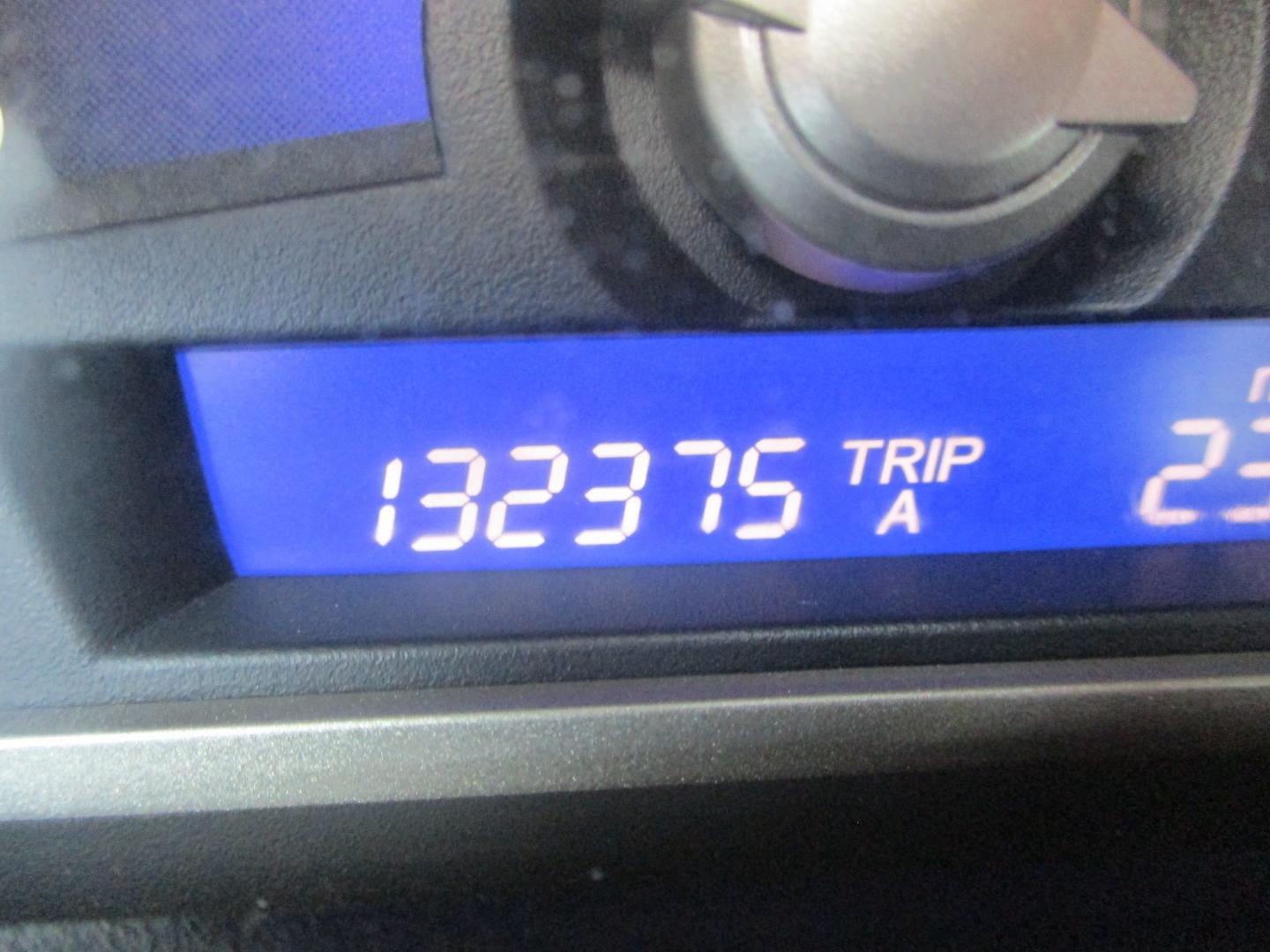 2011 BLACK Honda Civic LX Sedan 5-Speed AT (19XFA1F5XBE) with an 1.8L L4 SOHC 16V engine, 5A transmission, located at 540a Delsea Drive, Sewell, NJ, 08080, (987) 867-5309, 39.752560, -75.111206- Photo#17
