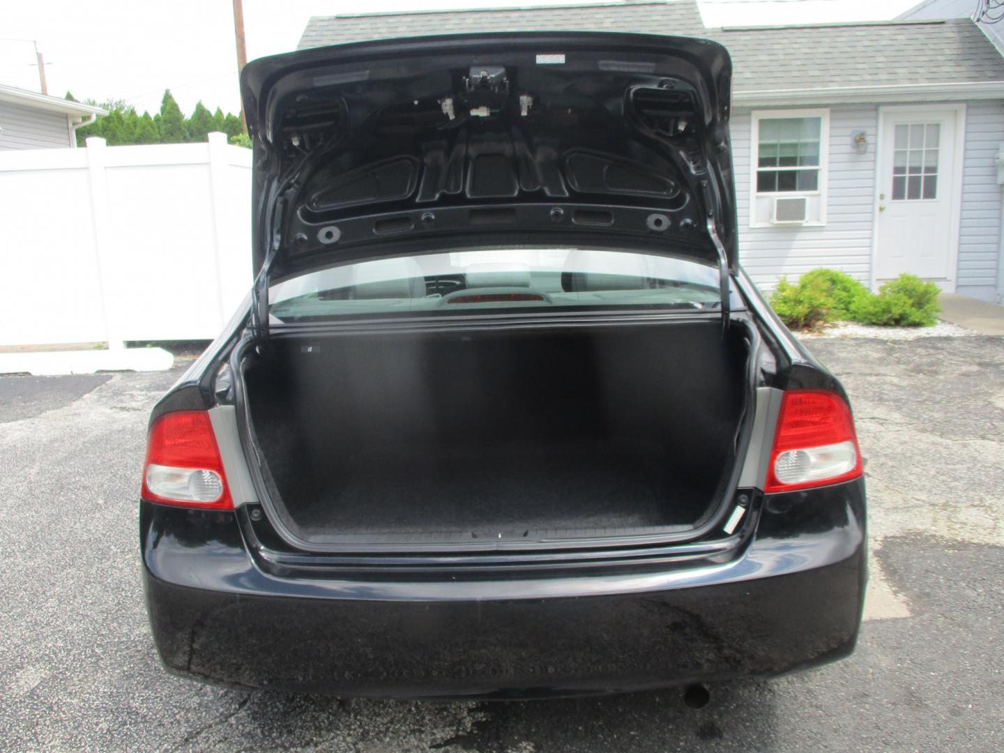 2011 BLACK Honda Civic LX Sedan 5-Speed AT (19XFA1F5XBE) with an 1.8L L4 SOHC 16V engine, 5A transmission, located at 540a Delsea Drive, Sewell, NJ, 08080, (987) 867-5309, 39.752560, -75.111206- Photo#23