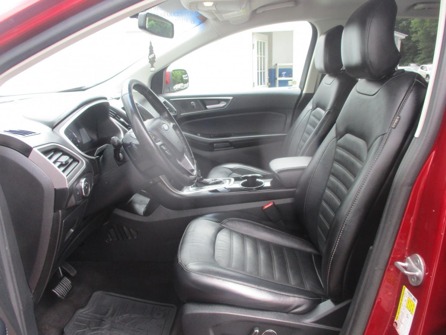 2016 RED Ford Edge SEL AWD (2FMPK4J87GB) with an 3.5L V6 DOHC 24V engine, 6A transmission, located at 540a Delsea Drive, Sewell, NJ, 08080, (987) 867-5309, 39.752560, -75.111206- Photo#12