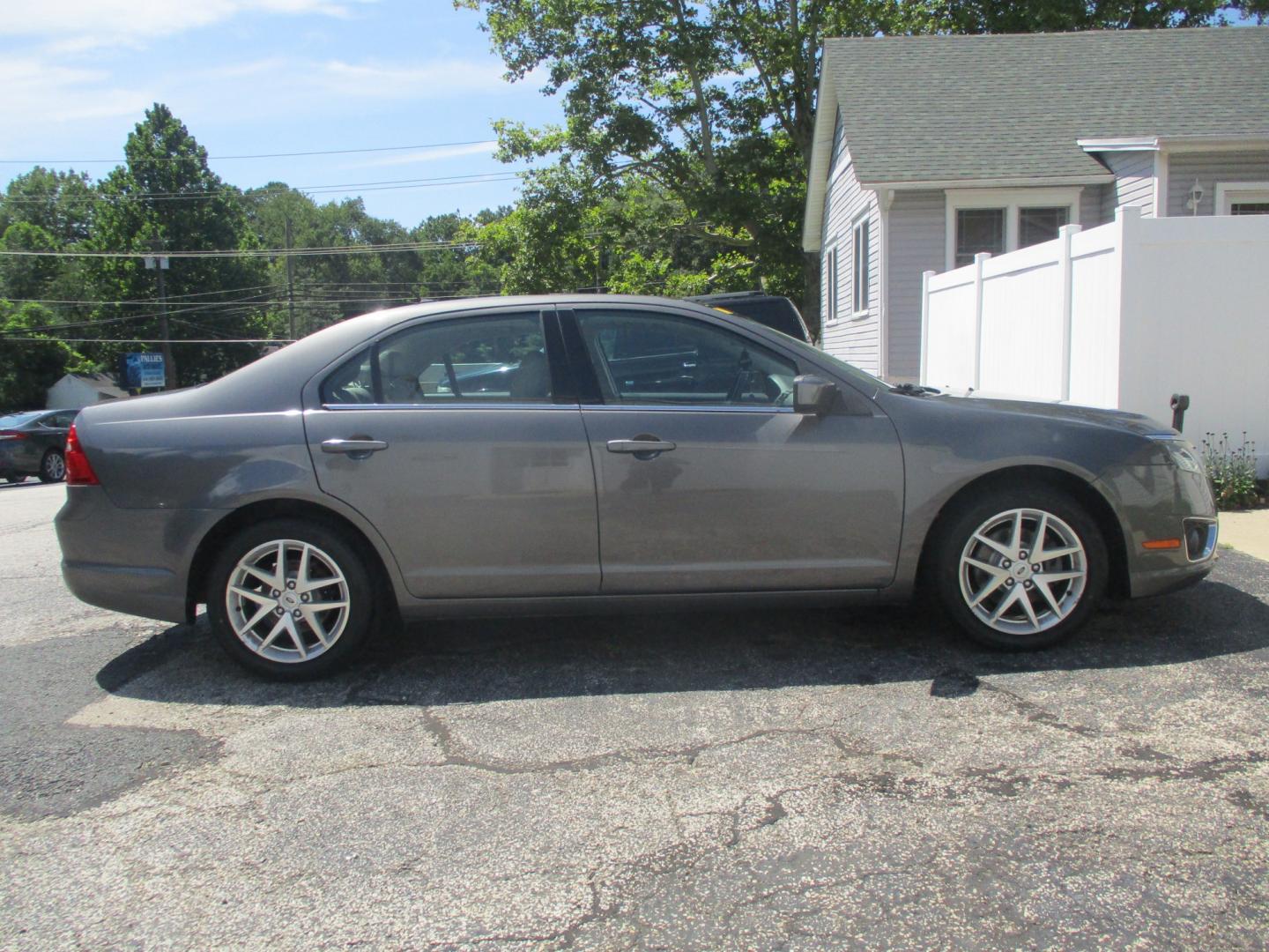 2012 GRAY Ford Fusion SEL (3FAHP0JGXCR) with an 3.0L V6 DOHC 24V engine, located at 540a Delsea Drive, Sewell, NJ, 08080, (987) 867-5309, 39.752560, -75.111206- Photo#8