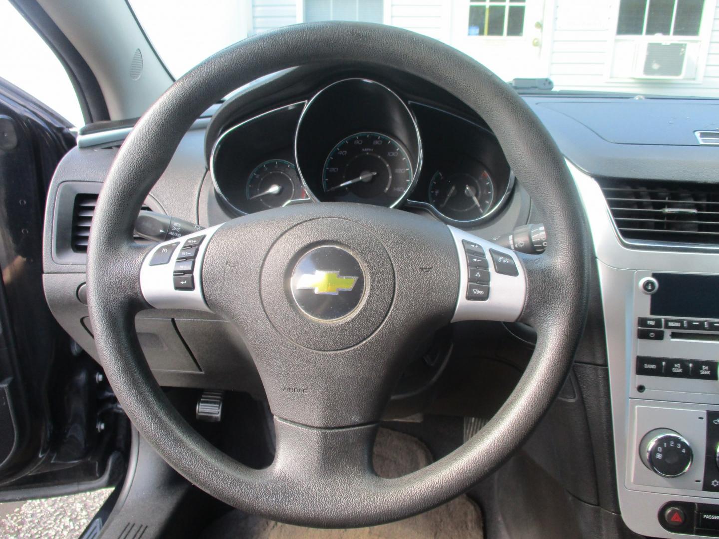2011 GRAY Chevrolet Malibu 1LT (1G1ZC5E1XBF) with an 2.4L L4 DOHC 16V engine, 4A transmission, located at 540a Delsea Drive, Sewell, NJ, 08080, (987) 867-5309, 39.752560, -75.111206- Photo#16