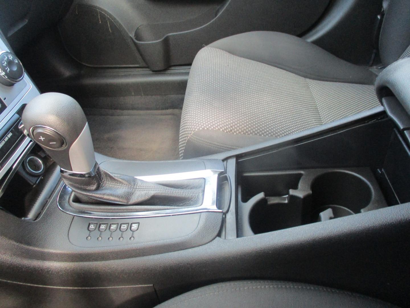 2011 GRAY Chevrolet Malibu 1LT (1G1ZC5E1XBF) with an 2.4L L4 DOHC 16V engine, 4A transmission, located at 540a Delsea Drive, Sewell, NJ, 08080, (987) 867-5309, 39.752560, -75.111206- Photo#21