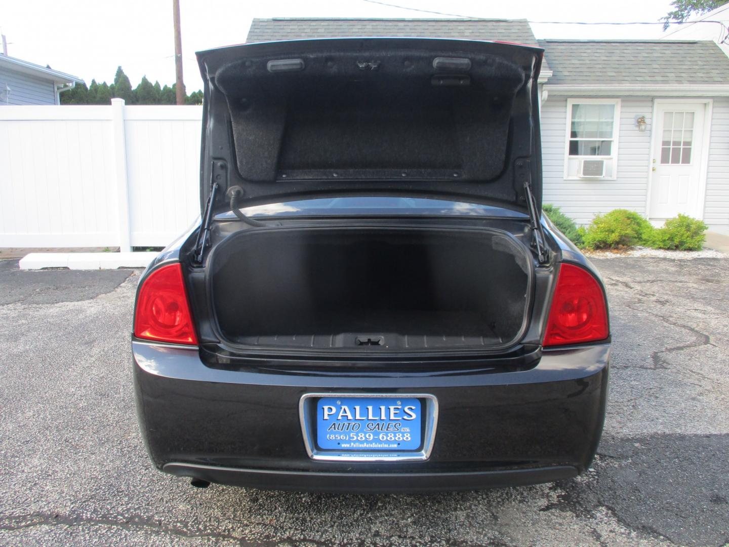 2011 GRAY Chevrolet Malibu 1LT (1G1ZC5E1XBF) with an 2.4L L4 DOHC 16V engine, 4A transmission, located at 540a Delsea Drive, Sewell, NJ, 08080, (987) 867-5309, 39.752560, -75.111206- Photo#24
