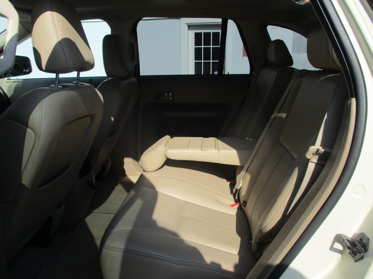 2007 WHITE Ford Edge SEL Plus AWD (2FMDK49C77B) with an 3.5L V6 DOHC 24V engine, 6A OD transmission, located at 540a Delsea Drive, Sewell, NJ, 08080, (987) 867-5309, 39.752560, -75.111206- Photo#15