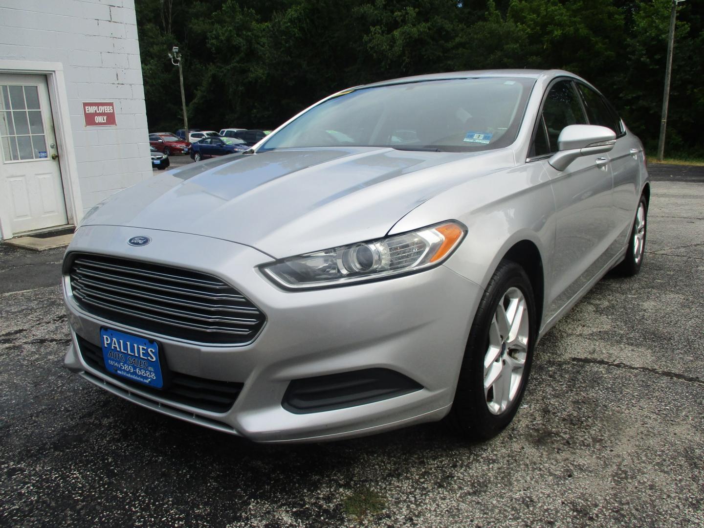 2016 SILVER Ford Fusion SE (3FA6P0H73GR) with an 2.5L L4 DOHC 16V engine, 6A transmission, located at 540a Delsea Drive, Sewell, NJ, 08080, (987) 867-5309, 39.752560, -75.111206- Photo#0