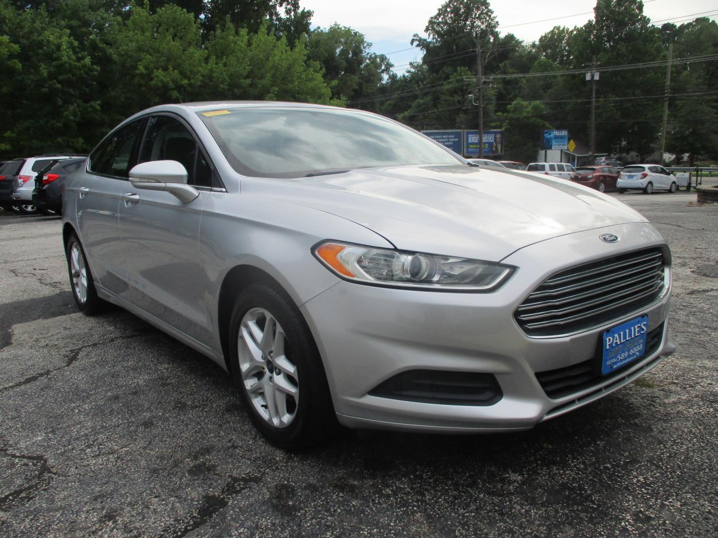 2016 SILVER Ford Fusion SE (3FA6P0H73GR) with an 2.5L L4 DOHC 16V engine, 6A transmission, located at 540a Delsea Drive, Sewell, NJ, 08080, (987) 867-5309, 39.752560, -75.111206- Photo#8