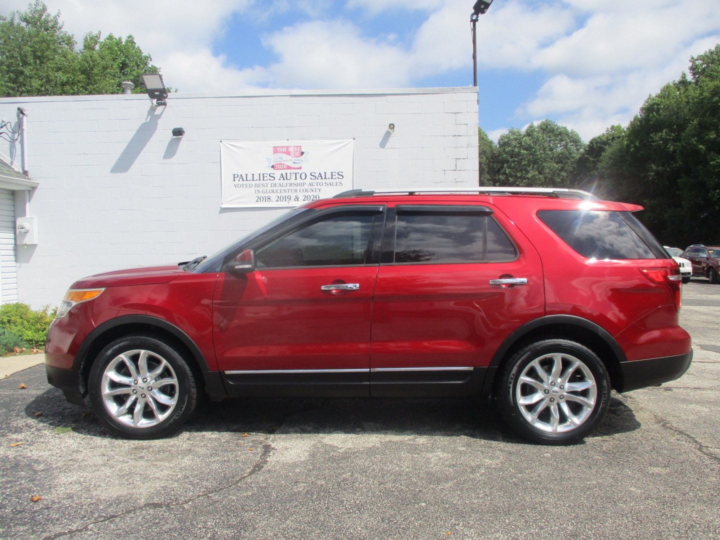 2014 RED Ford Explorer Limited 4WD (1FM5K8F80EG) with an 3.5L V6 DOHC 24V engine, 6-Speed Automatic transmission, located at 540a Delsea Drive, Sewell, NJ, 08080, (987) 867-5309, 39.752560, -75.111206- Photo#1