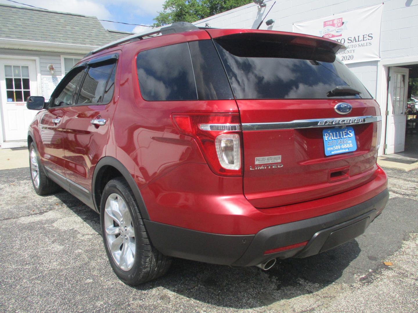 2014 RED Ford Explorer Limited 4WD (1FM5K8F80EG) with an 3.5L V6 DOHC 24V engine, 6-Speed Automatic transmission, located at 540a Delsea Drive, Sewell, NJ, 08080, (987) 867-5309, 39.752560, -75.111206- Photo#2