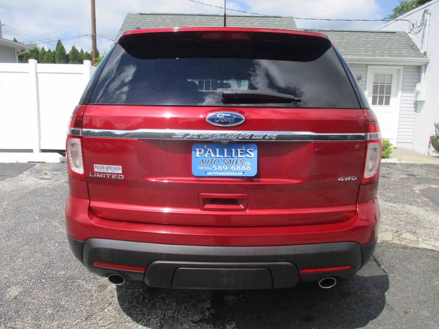 2014 RED Ford Explorer Limited 4WD (1FM5K8F80EG) with an 3.5L V6 DOHC 24V engine, 6-Speed Automatic transmission, located at 540a Delsea Drive, Sewell, NJ, 08080, (987) 867-5309, 39.752560, -75.111206- Photo#3