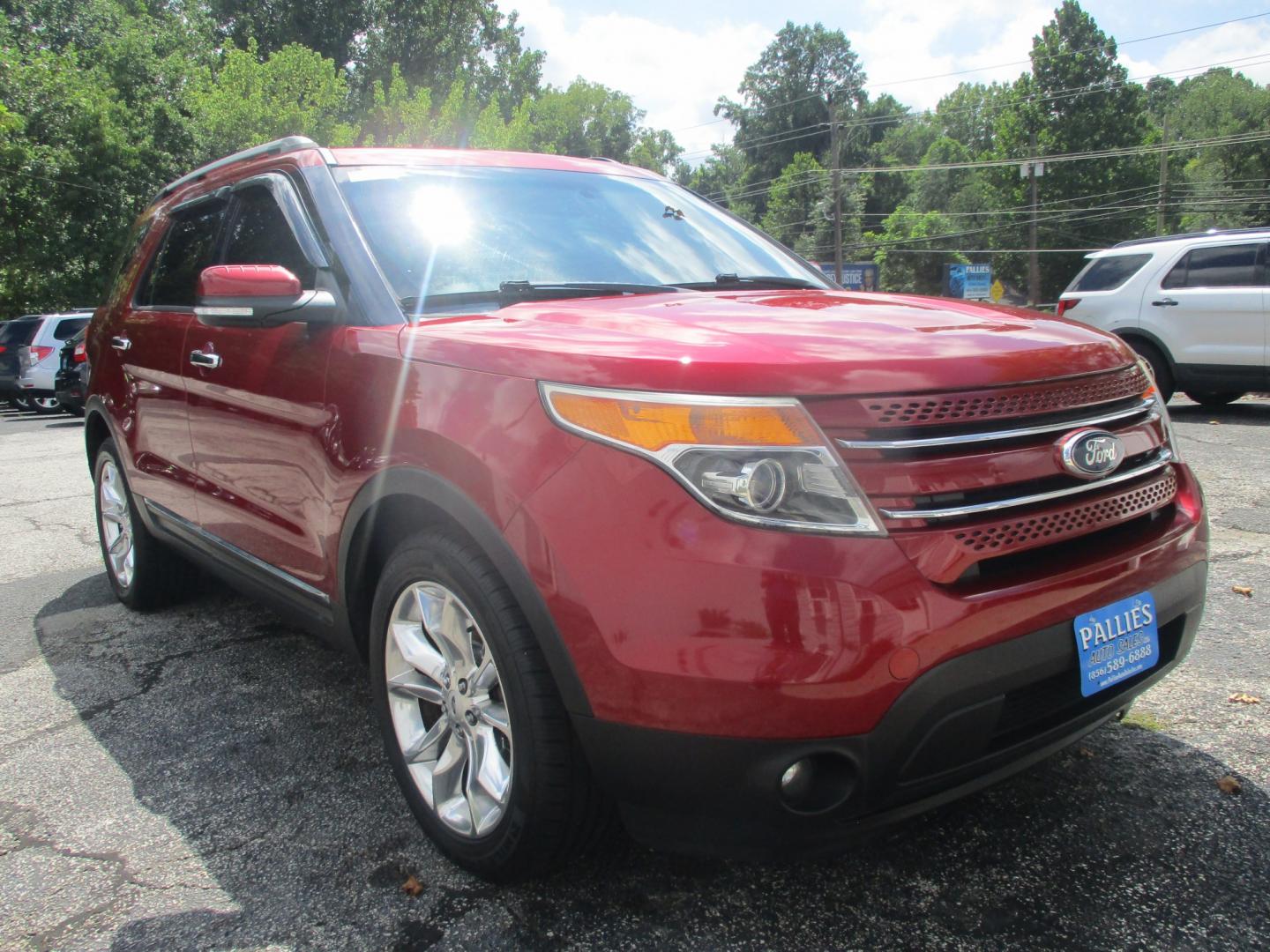 2014 RED Ford Explorer Limited 4WD (1FM5K8F80EG) with an 3.5L V6 DOHC 24V engine, 6-Speed Automatic transmission, located at 540a Delsea Drive, Sewell, NJ, 08080, (987) 867-5309, 39.752560, -75.111206- Photo#8