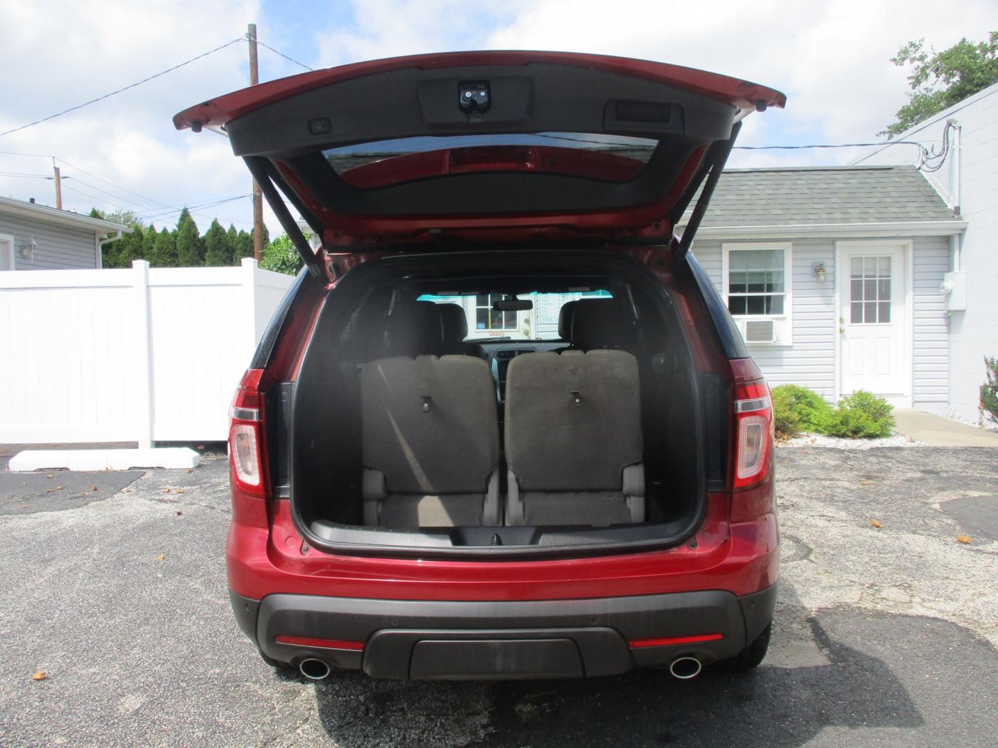 2014 RED Ford Explorer Limited 4WD (1FM5K8F80EG) with an 3.5L V6 DOHC 24V engine, 6-Speed Automatic transmission, located at 540a Delsea Drive, Sewell, NJ, 08080, (987) 867-5309, 39.752560, -75.111206- Photo#26