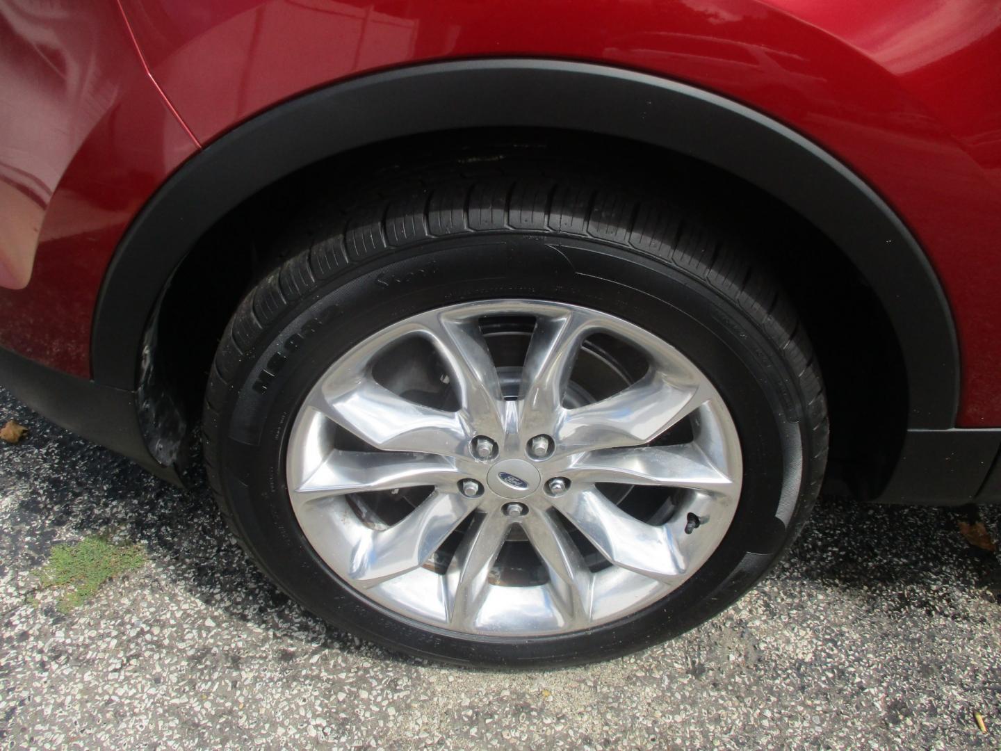 2014 RED Ford Explorer Limited 4WD (1FM5K8F80EG) with an 3.5L V6 DOHC 24V engine, 6-Speed Automatic transmission, located at 540a Delsea Drive, Sewell, NJ, 08080, (987) 867-5309, 39.752560, -75.111206- Photo#28
