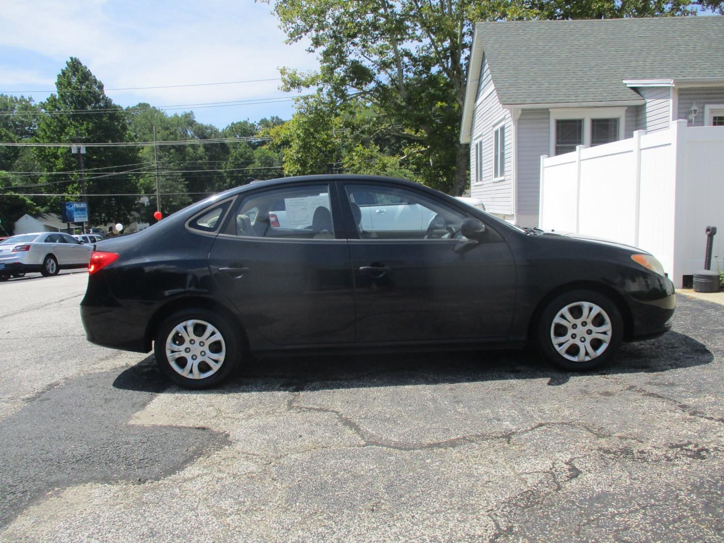 2010 BLACK Hyundai Elantra GLS (KMHDU4AD3AU) with an 2.0L L4 DOHC 16V engine, located at 540a Delsea Drive, Sewell, NJ, 08080, (987) 867-5309, 39.752560, -75.111206- Photo#5