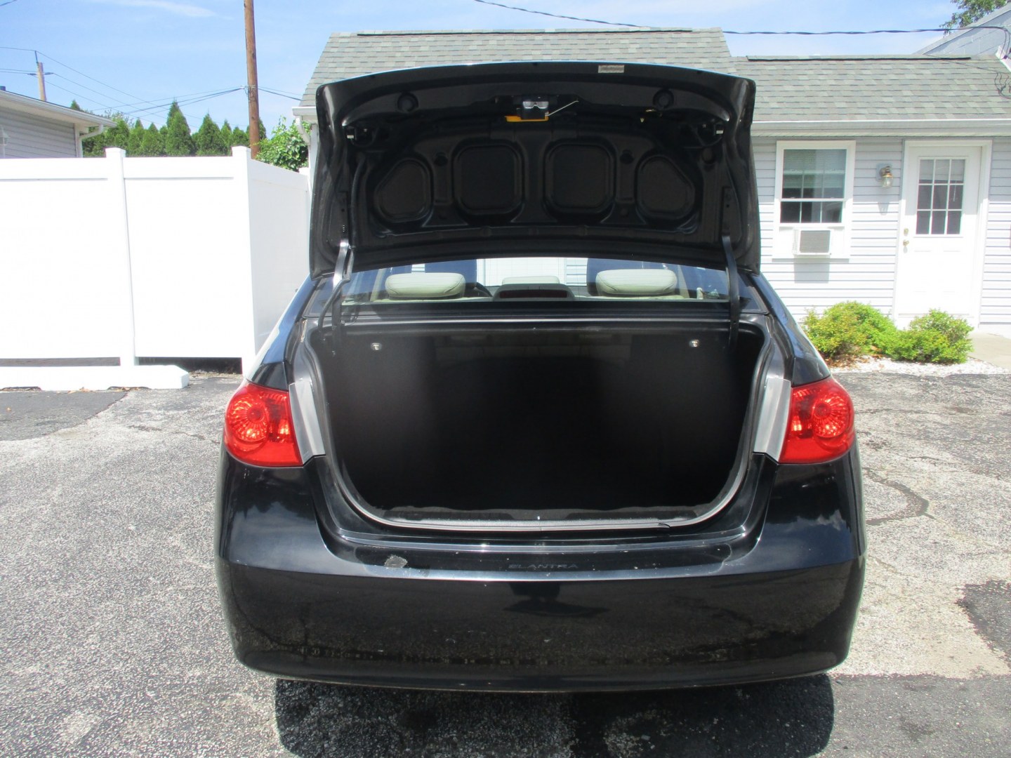 2010 BLACK Hyundai Elantra GLS (KMHDU4AD3AU) with an 2.0L L4 DOHC 16V engine, located at 540a Delsea Drive, Sewell, NJ, 08080, (987) 867-5309, 39.752560, -75.111206- Photo#22