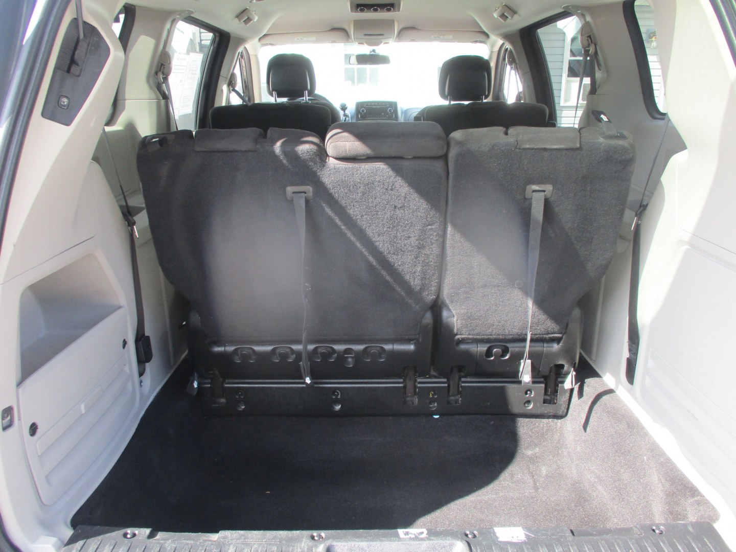 2014 BLACK Dodge Grand Caravan SXT (2C4RDGCG4ER) with an 3.6L V6 DOHC 24V engine, 6-Speed Automatic transmission, located at 540a Delsea Drive, Sewell, NJ, 08080, (987) 867-5309, 39.752560, -75.111206- Photo#25
