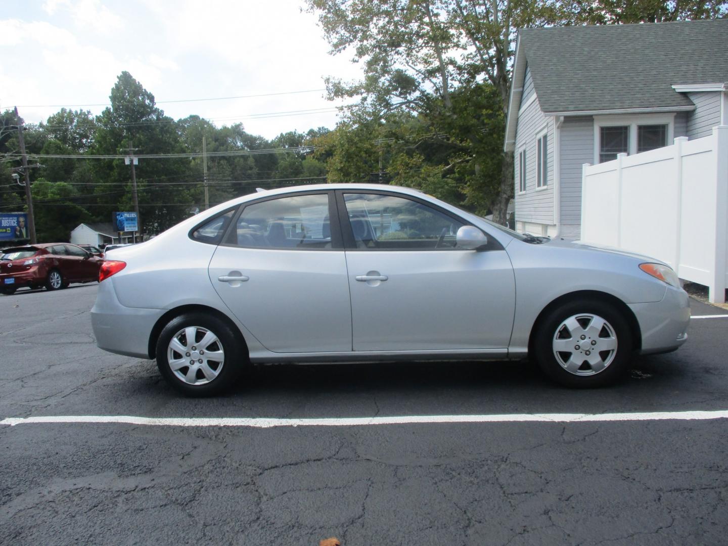 2010 SILVER Hyundai Elantra GLS (KMHDU4AD2AU) with an 2.0L L4 DOHC 16V engine, located at 540a Delsea Drive, Sewell, NJ, 08080, (987) 867-5309, 39.752560, -75.111206- Photo#6