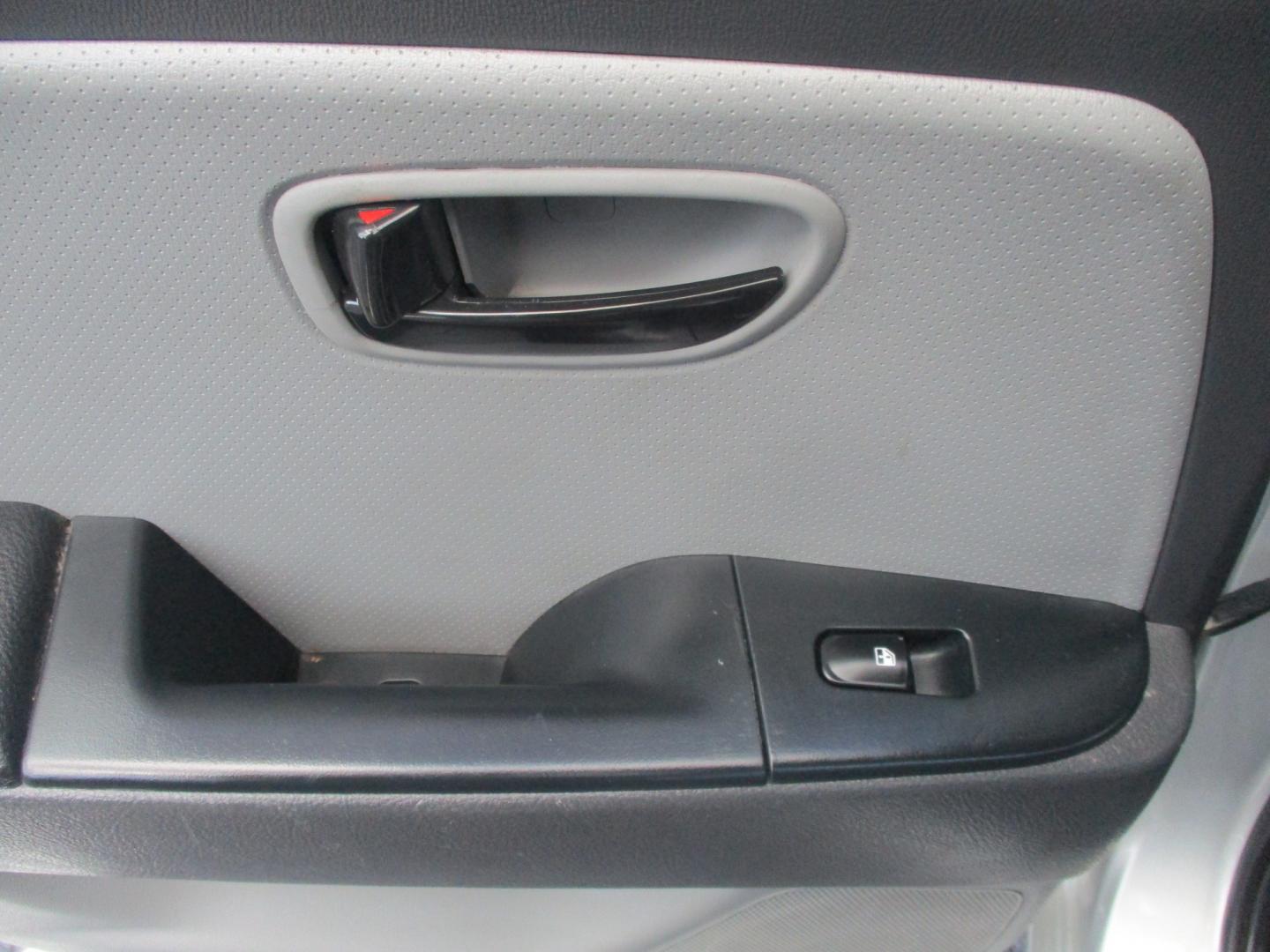 2010 SILVER Hyundai Elantra GLS (KMHDU4AD2AU) with an 2.0L L4 DOHC 16V engine, located at 540a Delsea Drive, Sewell, NJ, 08080, (987) 867-5309, 39.752560, -75.111206- Photo#13