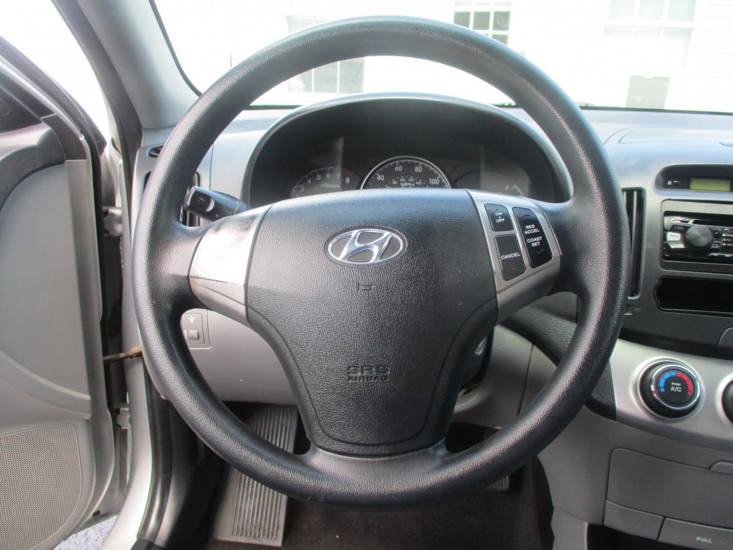 2010 SILVER Hyundai Elantra GLS (KMHDU4AD2AU) with an 2.0L L4 DOHC 16V engine, located at 540a Delsea Drive, Sewell, NJ, 08080, (987) 867-5309, 39.752560, -75.111206- Photo#15