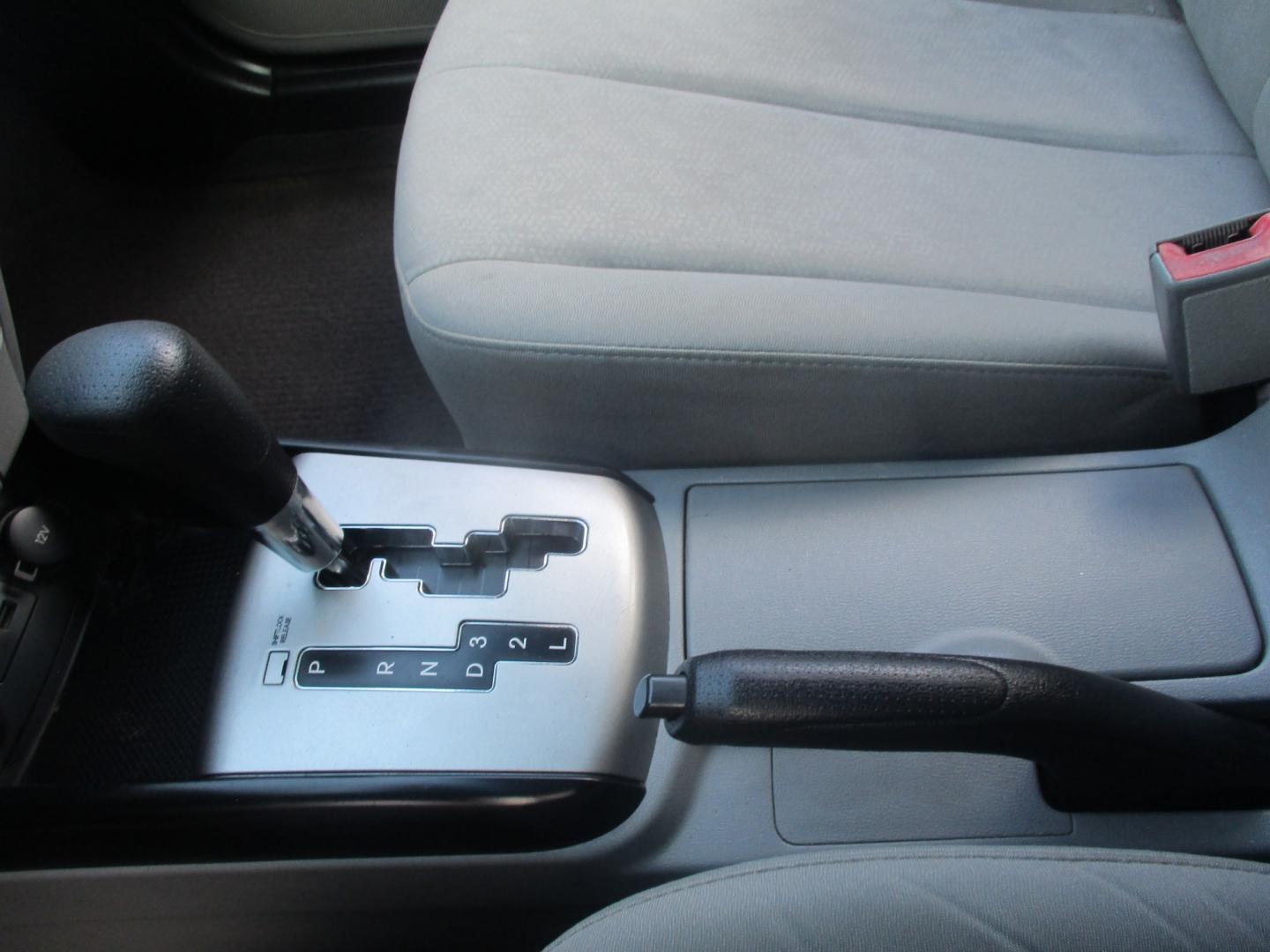 2010 SILVER Hyundai Elantra GLS (KMHDU4AD2AU) with an 2.0L L4 DOHC 16V engine, located at 540a Delsea Drive, Sewell, NJ, 08080, (987) 867-5309, 39.752560, -75.111206- Photo#20