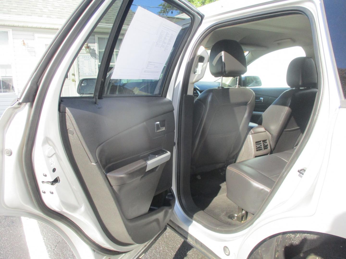 2013 SILVER Ford Edge SEL AWD (2FMDK4JC9DB) with an 3.5L V6 DOHC 24V engine, 6A transmission, located at 540a Delsea Drive, Sewell, NJ, 08080, (987) 867-5309, 39.752560, -75.111206- Photo#13