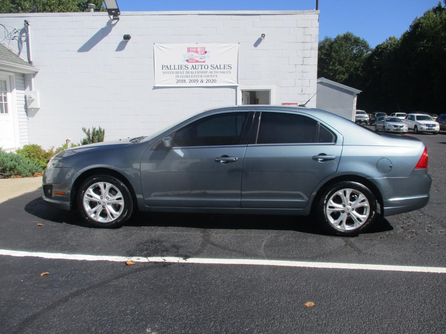 2012 BLUE Ford Fusion SE (3FAHP0HA9CR) with an 2.5L L4 DOHC 16V engine, located at 540a Delsea Drive, Sewell, NJ, 08080, (987) 867-5309, 39.752560, -75.111206- Photo#2