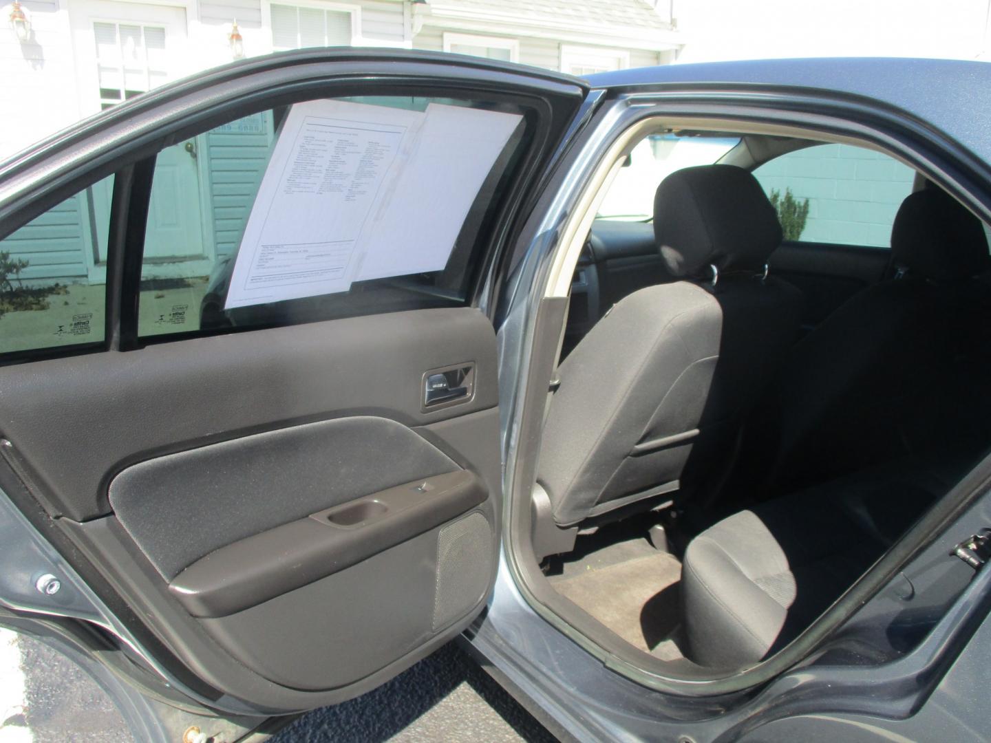 2012 BLUE Ford Fusion SE (3FAHP0HA9CR) with an 2.5L L4 DOHC 16V engine, located at 540a Delsea Drive, Sewell, NJ, 08080, (987) 867-5309, 39.752560, -75.111206- Photo#17