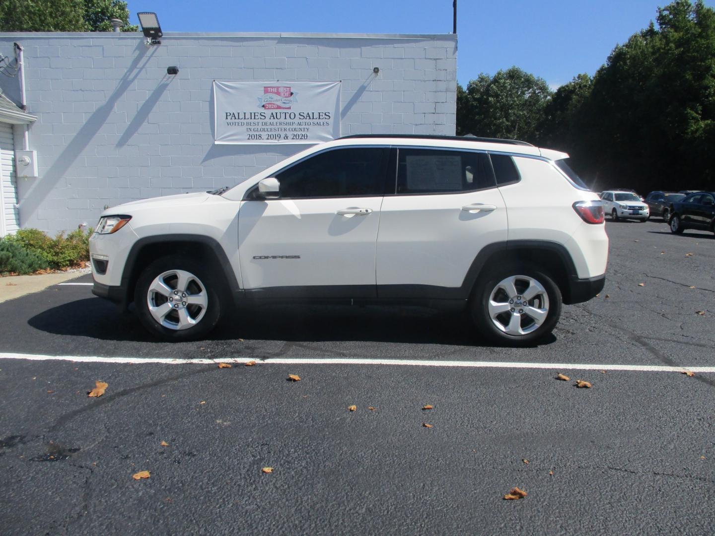 2018 WHITE Jeep Compass Sport 4WD (3C4NJDBB2JT) with an 2.4L L4 DOHC 16V engine, located at 540a Delsea Drive, Sewell, NJ, 08080, (987) 867-5309, 39.752560, -75.111206- Photo#2