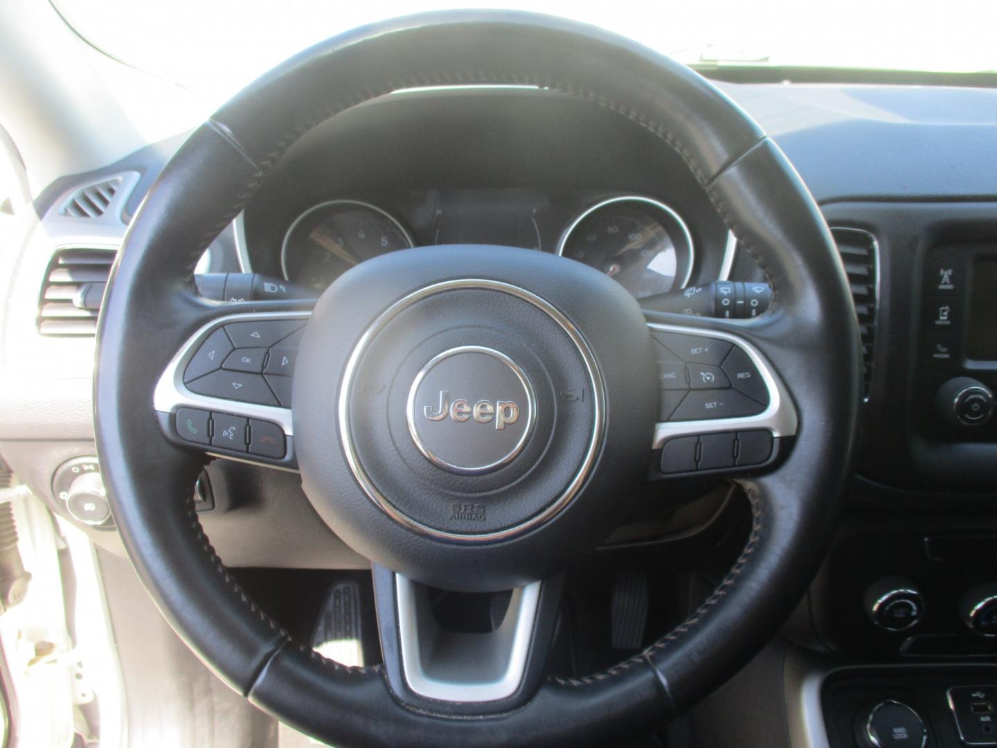 2018 WHITE Jeep Compass Sport 4WD (3C4NJDBB2JT) with an 2.4L L4 DOHC 16V engine, located at 540a Delsea Drive, Sewell, NJ, 08080, (987) 867-5309, 39.752560, -75.111206- Photo#18