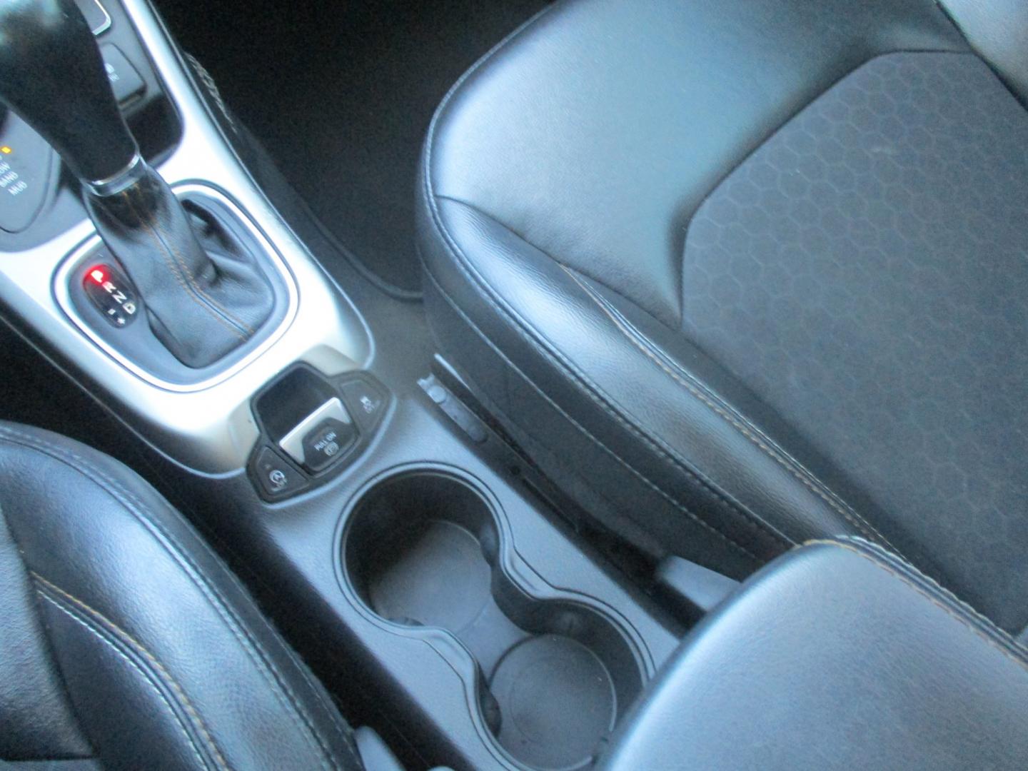 2018 WHITE Jeep Compass Sport 4WD (3C4NJDBB2JT) with an 2.4L L4 DOHC 16V engine, located at 540a Delsea Drive, Sewell, NJ, 08080, (987) 867-5309, 39.752560, -75.111206- Photo#25