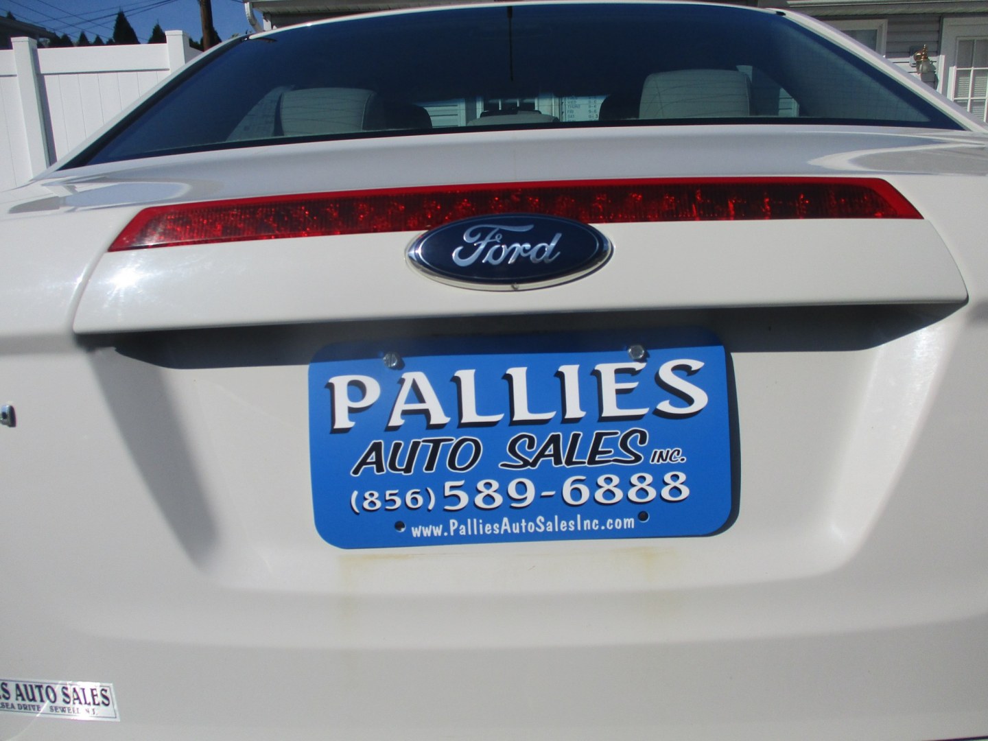 2012 WHITE Ford Fusion SE (3FAHP0HA5CR) with an 2.5L L4 DOHC 16V engine, located at 540a Delsea Drive, Sewell, NJ, 08080, (987) 867-5309, 39.752560, -75.111206- Photo#5