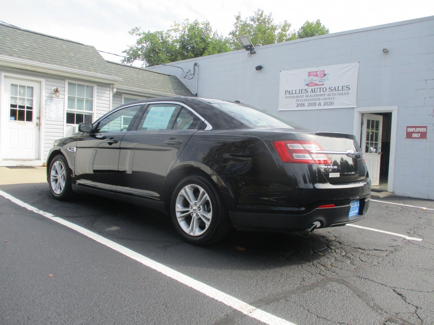 2017 BLACK Ford Taurus SEL FWD (1FAHP2E85HG) with an 3.5L V6 DOHC 24V engine, 6A transmission, located at 540a Delsea Drive, Sewell, NJ, 08080, (987) 867-5309, 39.752560, -75.111206- Photo#3