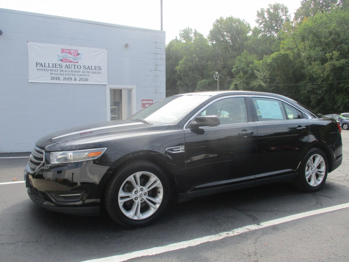 2017 BLACK Ford Taurus SEL FWD (1FAHP2E85HG) with an 3.5L V6 DOHC 24V engine, 6A transmission, located at 540a Delsea Drive, Sewell, NJ, 08080, (987) 867-5309, 39.752560, -75.111206- Photo#1