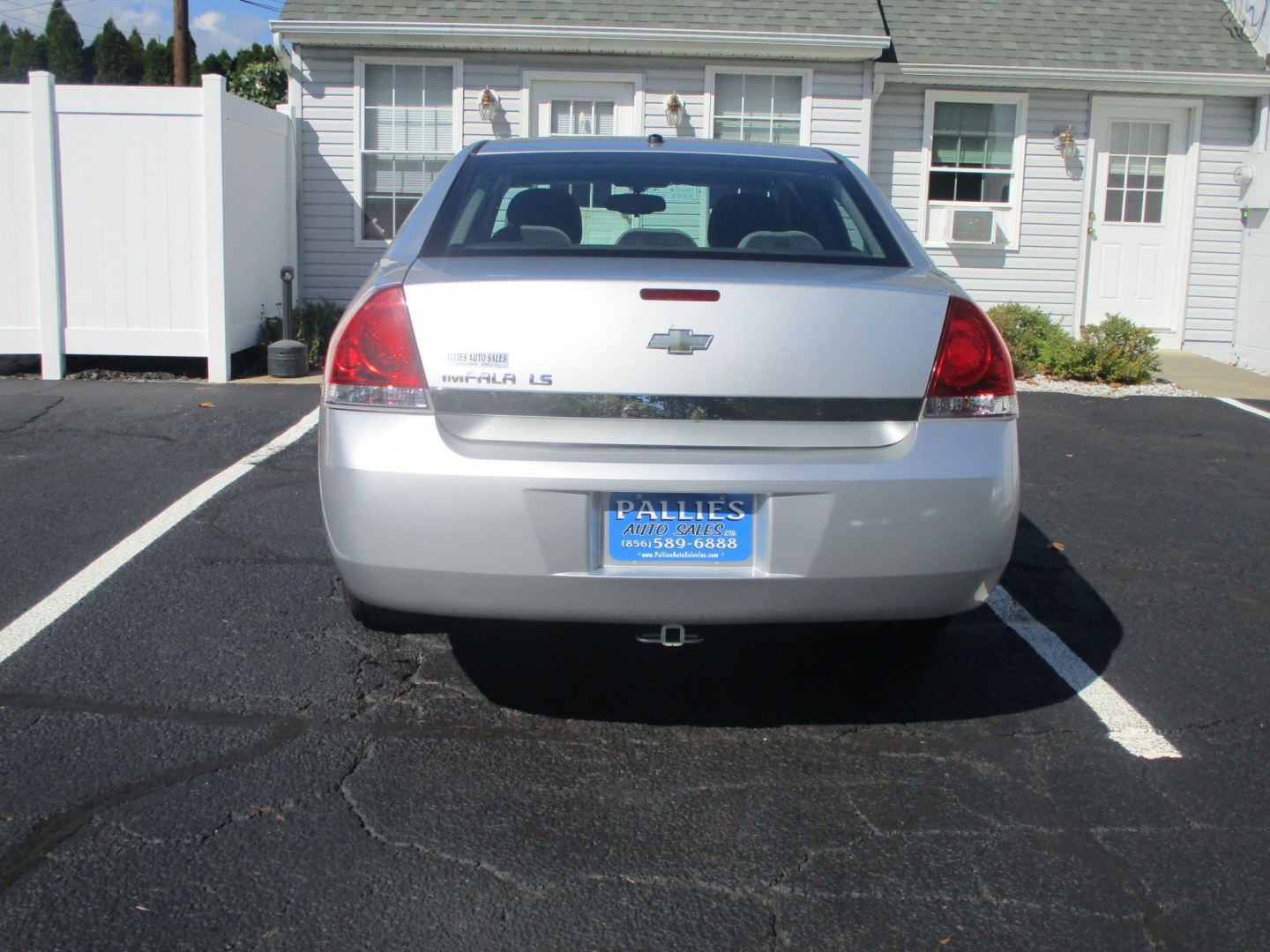 2009 SILVER /BLACK Chevrolet Impala LS (2G1WB57N491) with an 3.5L V6 OHV 16V engine, 4A transmission, located at 540a Delsea Drive, Sewell, NJ, 08080, (987) 867-5309, 39.752560, -75.111206- Photo#4