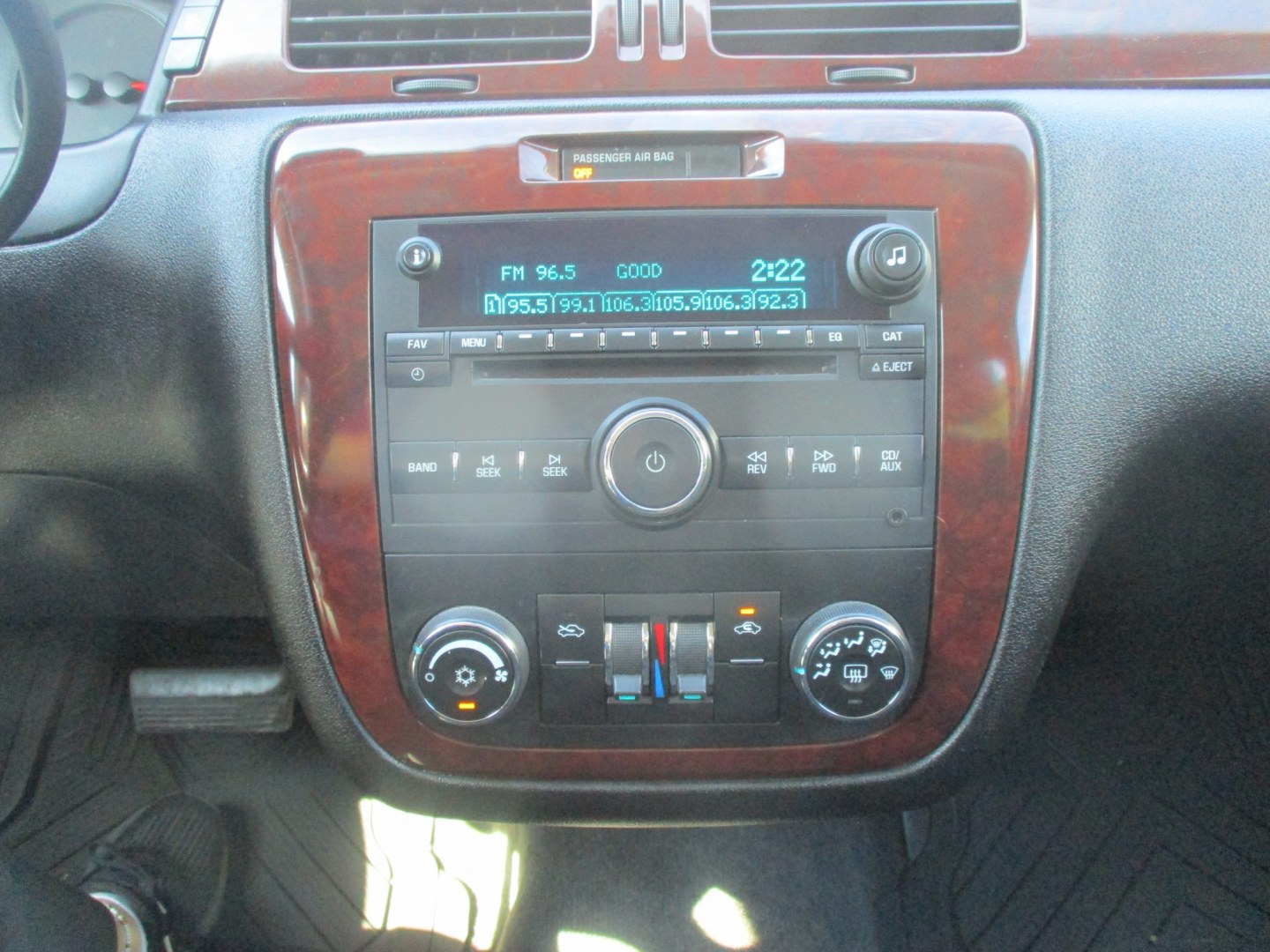 2009 SILVER /BLACK Chevrolet Impala LS (2G1WB57N491) with an 3.5L V6 OHV 16V engine, 4A transmission, located at 540a Delsea Drive, Sewell, NJ, 08080, (987) 867-5309, 39.752560, -75.111206- Photo#9