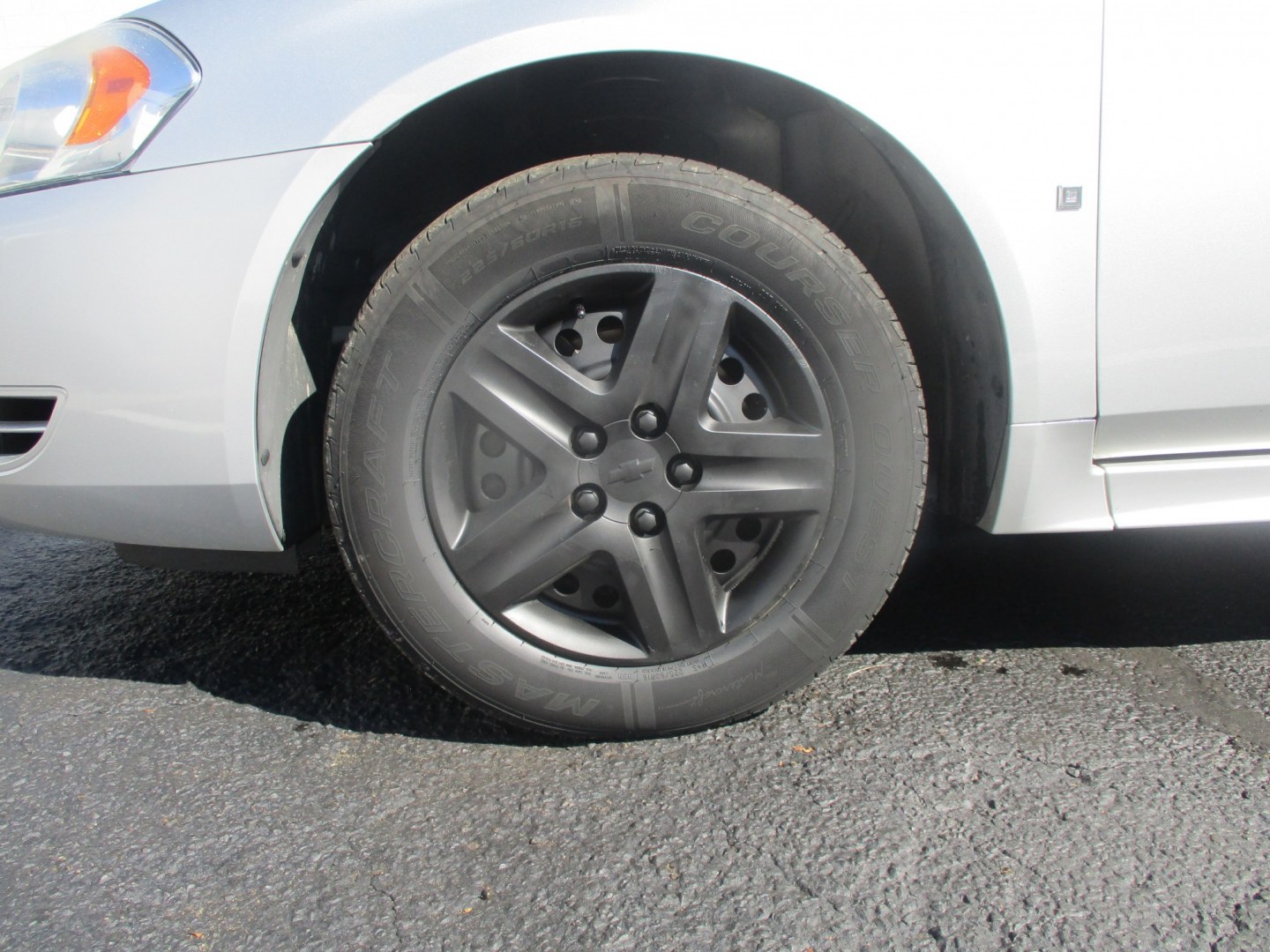 2009 SILVER /BLACK Chevrolet Impala LS (2G1WB57N491) with an 3.5L V6 OHV 16V engine, 4A transmission, located at 540a Delsea Drive, Sewell, NJ, 08080, (987) 867-5309, 39.752560, -75.111206- Photo#14