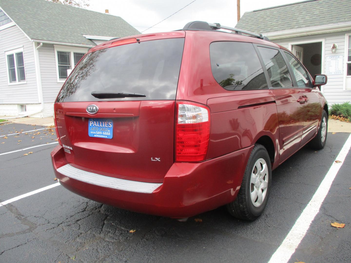 2008 RED Kia Sedona EX LWB (KNDMB233386) with an 3.8L V6 DOHC 24V engine, 5A OD transmission, located at 540a Delsea Drive, Sewell, NJ, 08080, (987) 867-5309, 39.752560, -75.111206- Photo#5